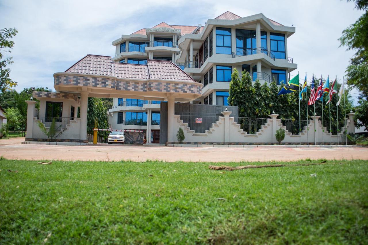 Sunset Vista Hotel Kigoma Exterior photo